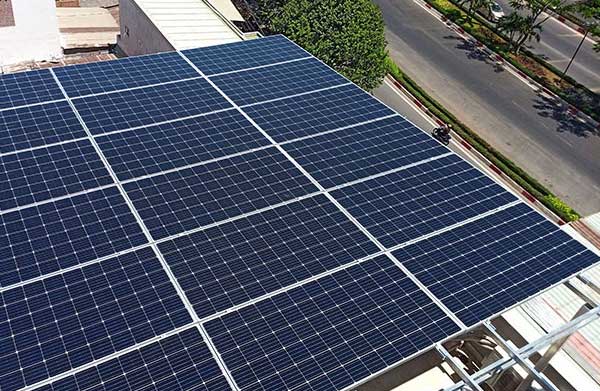 Chọn công ty lắp điện mặt trời uy tín